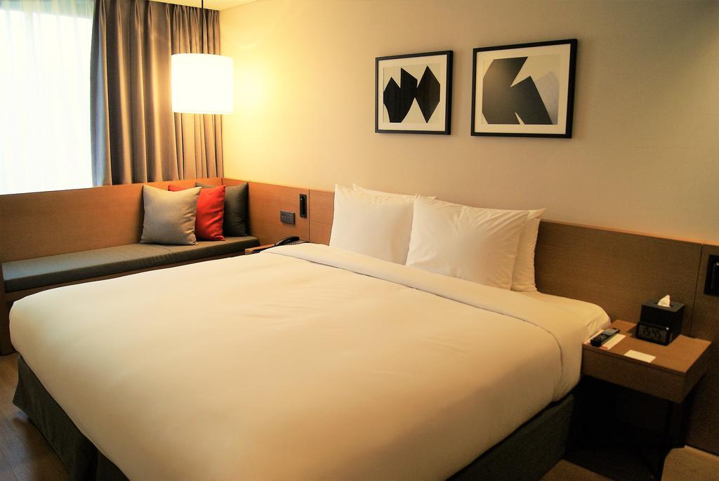 Ramada By Wyndham Gunsan Hotel Екстериор снимка
